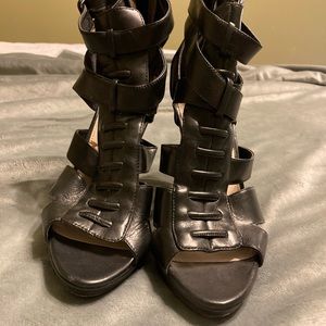 Black Strappy Sam Edelman Pumps 🖤